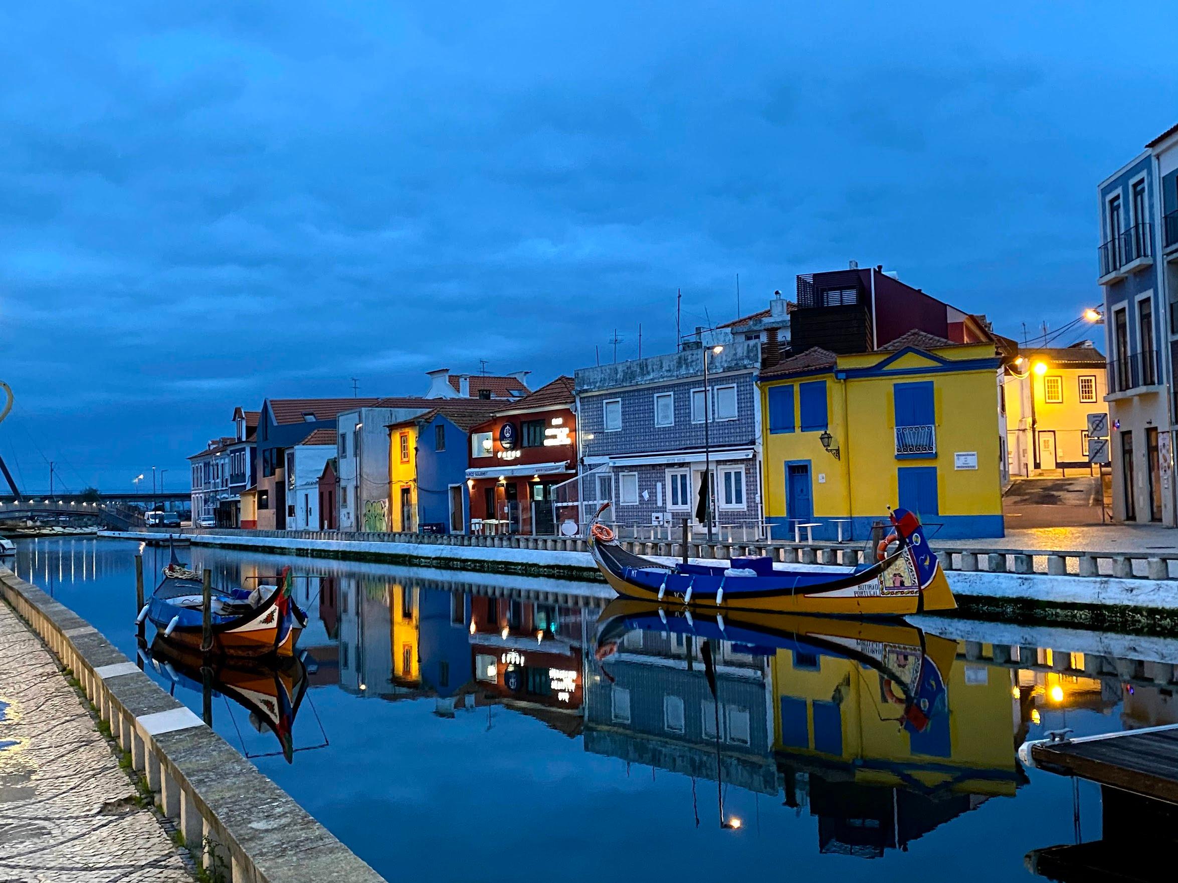 Aveiro at night, showing boats